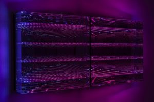     beyond light „lines“, metall spiegel plexiglas led licht, bildrecht, wien, 2015