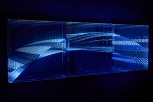  beyond light „wave“, metall spiegel plexiglas led light dmx-steuerung, samuelis baumgarte galerie, bielefeld, 2016