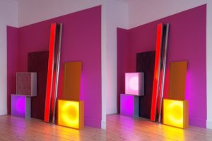 replaced, leuchtkästen edelstahlstange wandfarbe lochblech und kontaktunterbrecher, patrick heide contemporary art, london, 2009