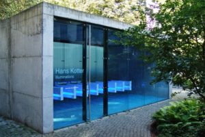 illuminations, 8 leuchtkästen aus folie und glasgranulat, aedes, berlin, 2004