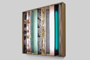 tagebuchnotizen, plexiglas harz metall dia lochblech holz, 2000