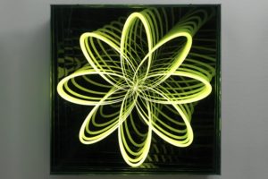 organic orbit, metall spiegel plexiglas led farbwechsel, patrick heide contemporary, london, 2013